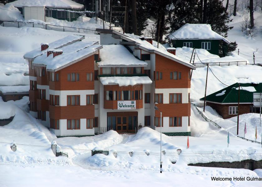 Jammu and Kashmir Gulmarg Hotel Exterior