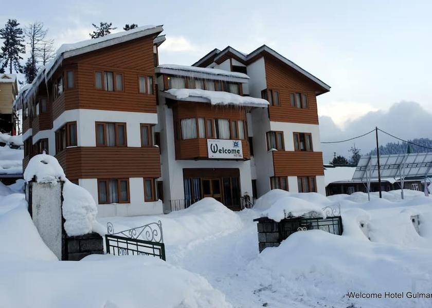 Jammu and Kashmir Gulmarg Hotel Exterior