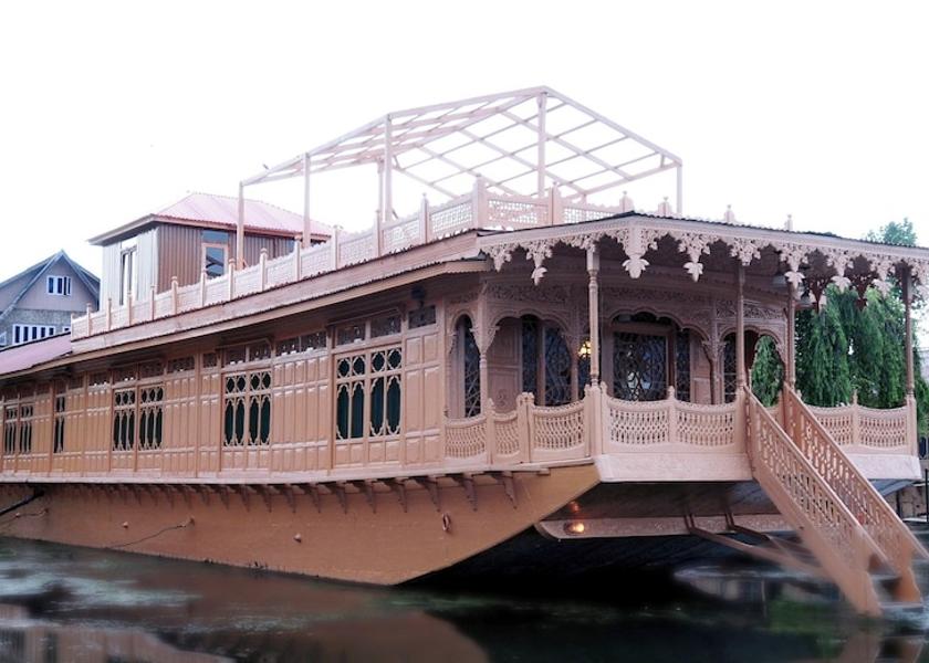 Jammu and Kashmir Srinagar Porch
