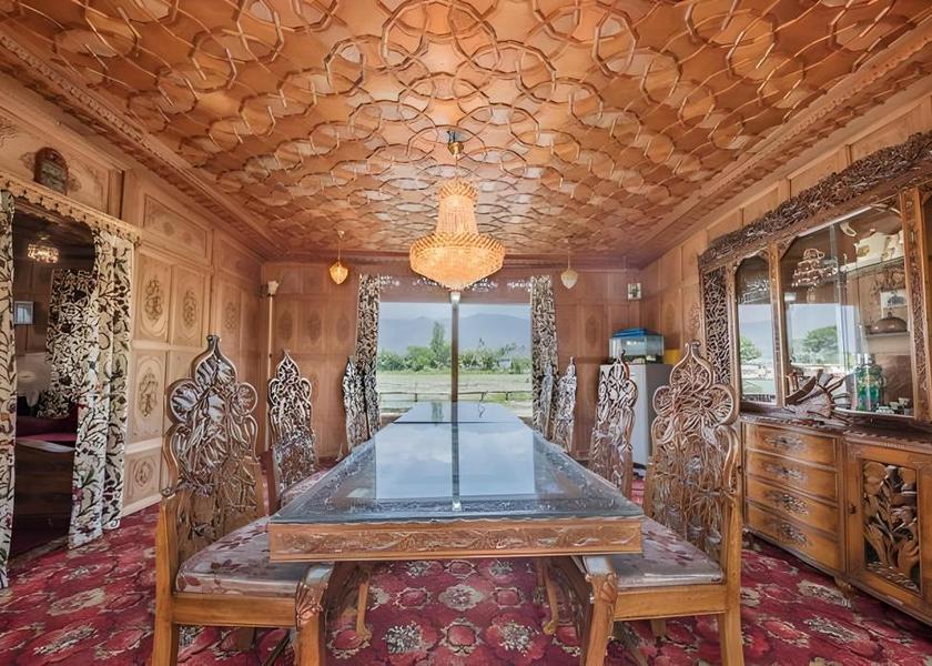 Jammu and Kashmir Srinagar Standard Room.