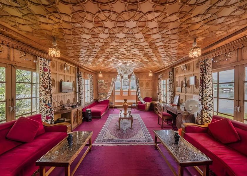 Jammu and Kashmir Srinagar Standard Room.