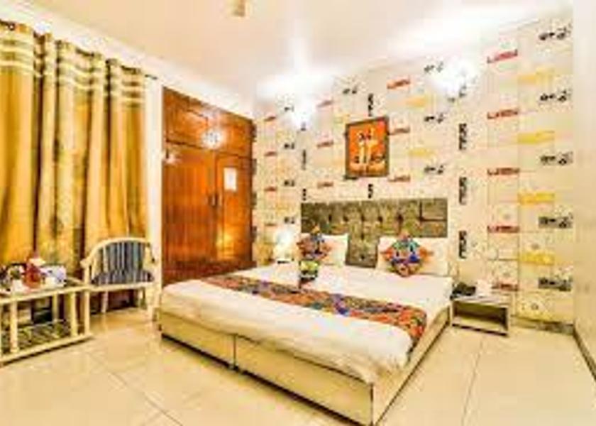Uttar Pradesh Noida Deluxe Room