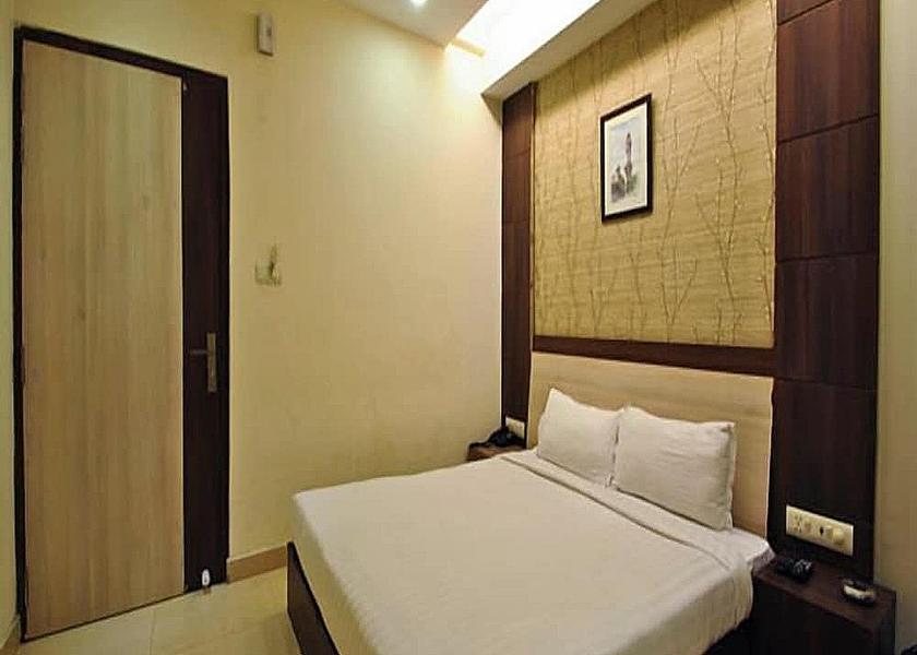 Uttar Pradesh Prayagraj Room