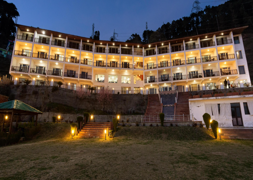 Jammu and Kashmir Patnitop Hotel Exterior