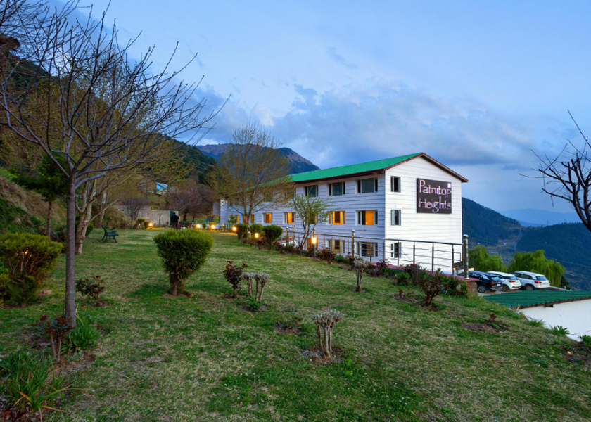 Jammu and Kashmir Patnitop Hotel Exterior