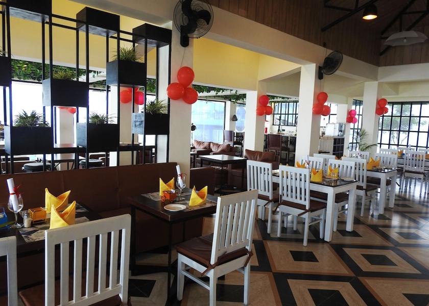 Meghalaya Cherrapunjee Food and drink