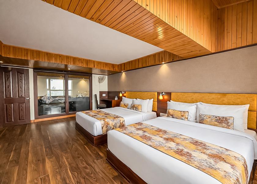 West Bengal Darjeeling Yashshree Suite Room with Valley View