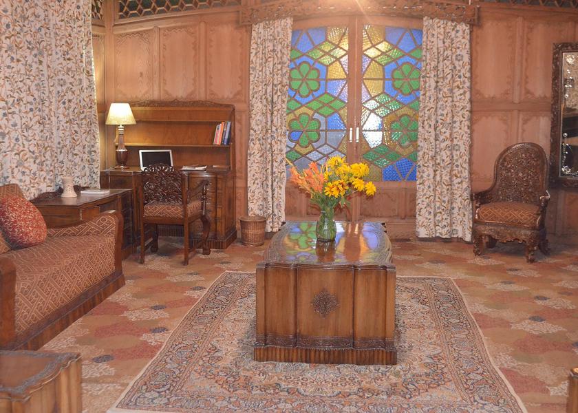 Jammu and Kashmir Srinagar Public Areas