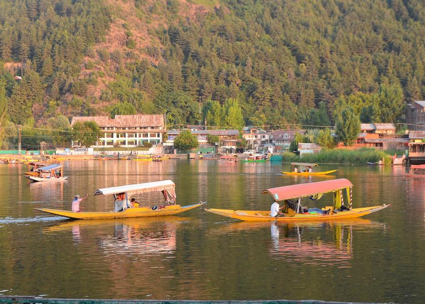 Jammu and Kashmir Srinagar Hotel View