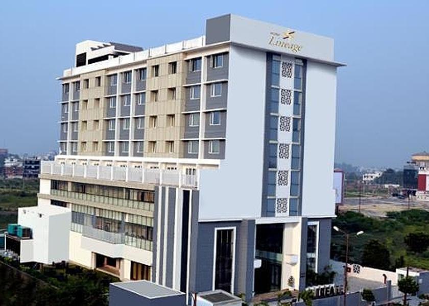 Uttar Pradesh Lucknow Hotel Exterior