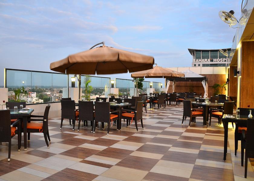 Uttar Pradesh Lucknow Food & Dining