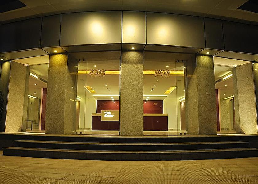 Uttar Pradesh Lucknow Hotel Exterior