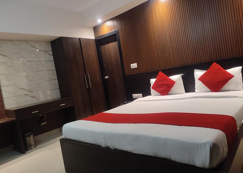 Uttar Pradesh Lucknow Deluxe  Room
