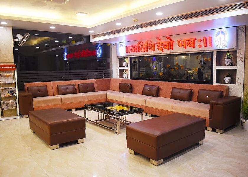 Uttar Pradesh Lucknow Public Areas