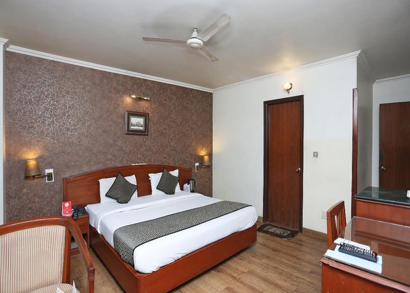 Uttar Pradesh Lucknow Bedroom