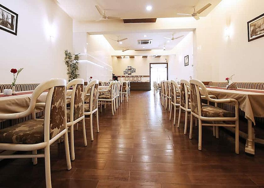 Uttar Pradesh Prayagraj Food & Dining
