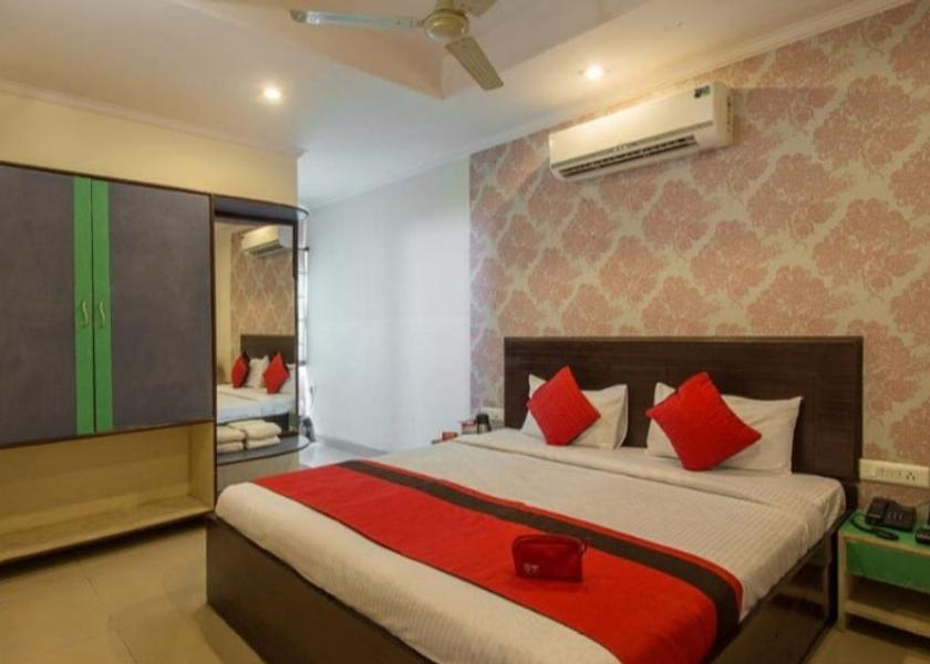 Maharashtra Shirdi Double Bed Non AC Room