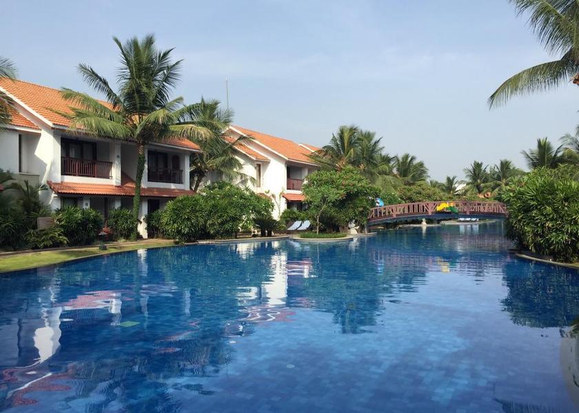 Tamil Nadu Mahabalipuram Pool