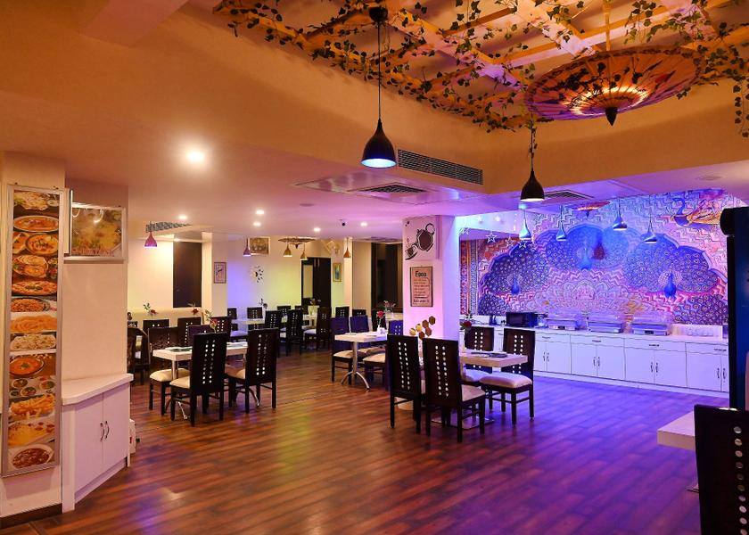 Uttar Pradesh Varanasi Food & Dining
