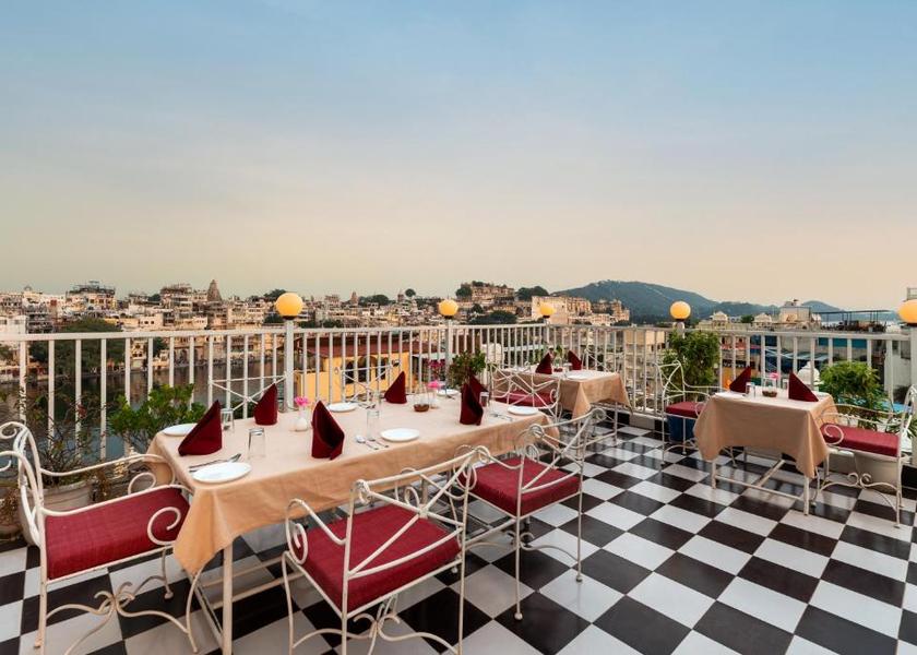 Rajasthan Udaipur Food & Dining