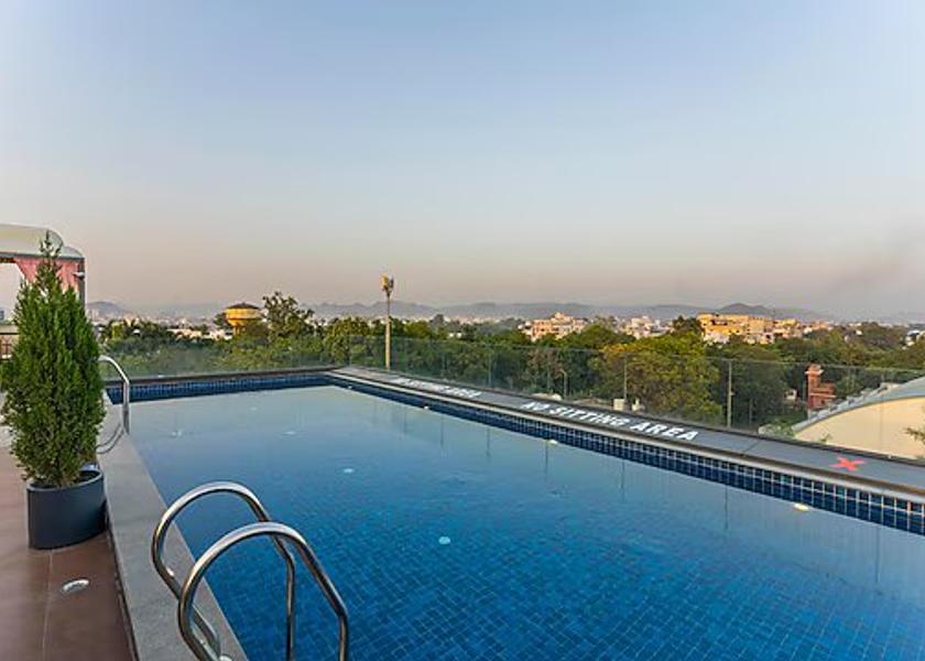 Rajasthan Udaipur Pool