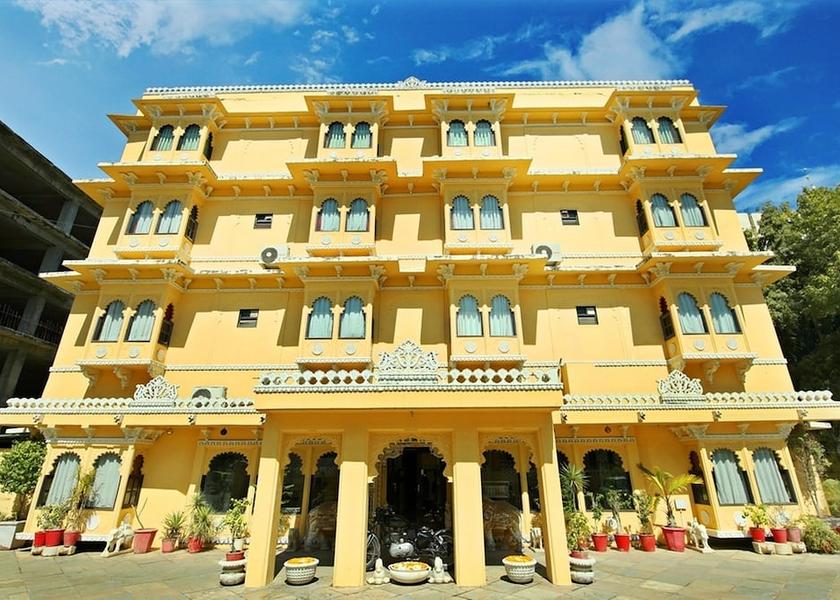 Rajasthan Udaipur Front of property