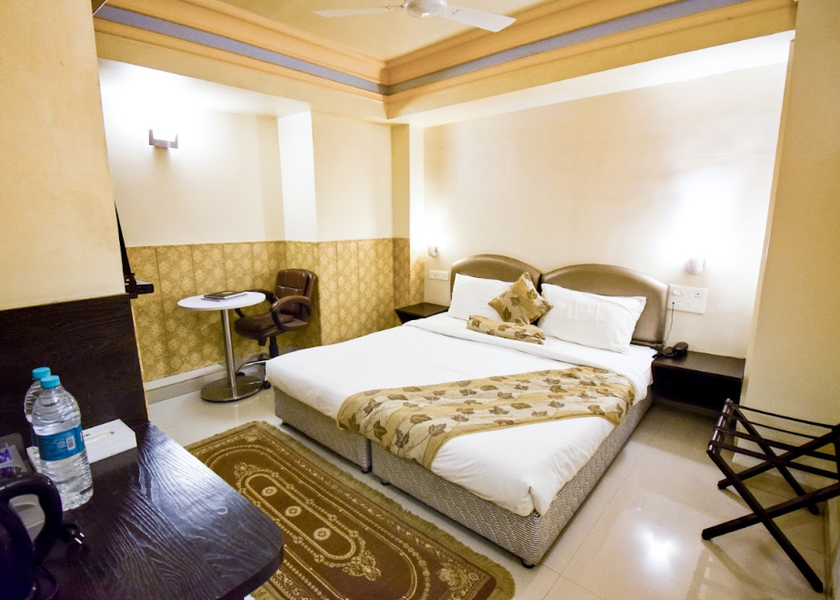 Maharashtra Nagpur Economy Room