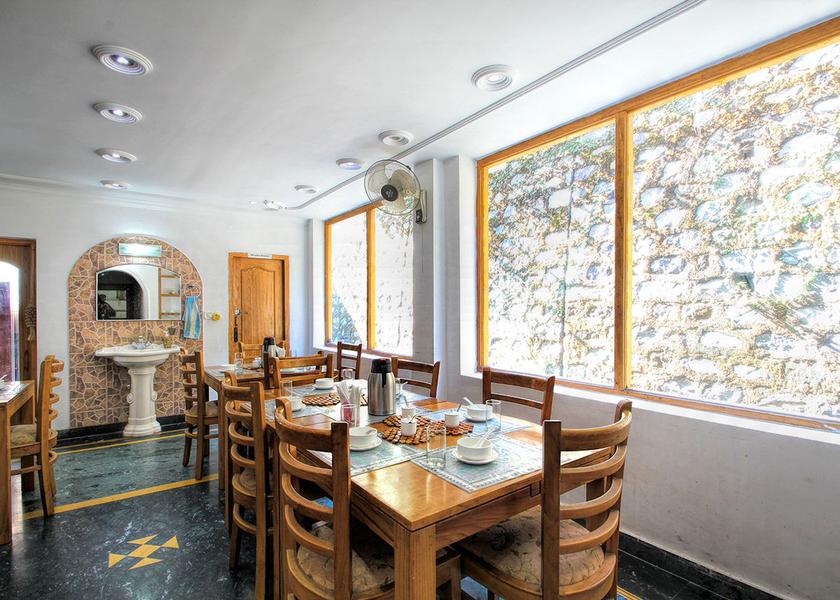 Uttarakhand Nainital Food & Dining
