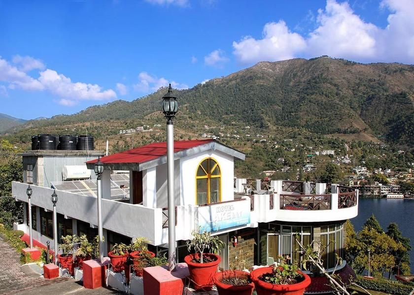 Uttarakhand Nainital Hotel View