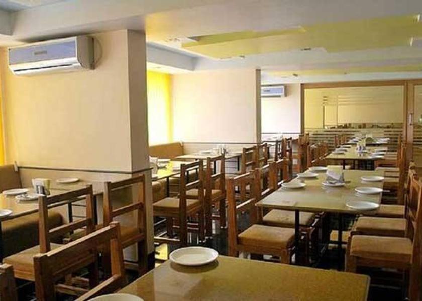 Maharashtra Shirdi Food & Dining