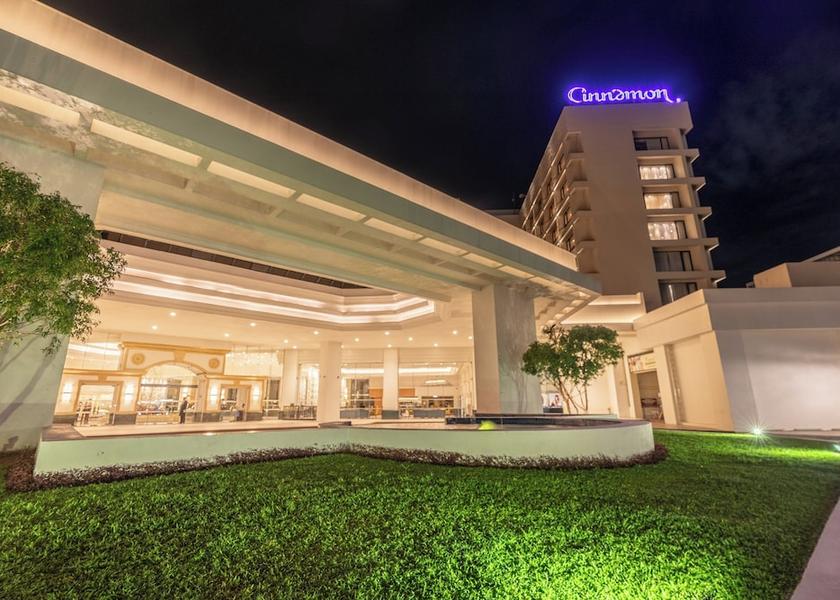 Colombo District Colombo Porch