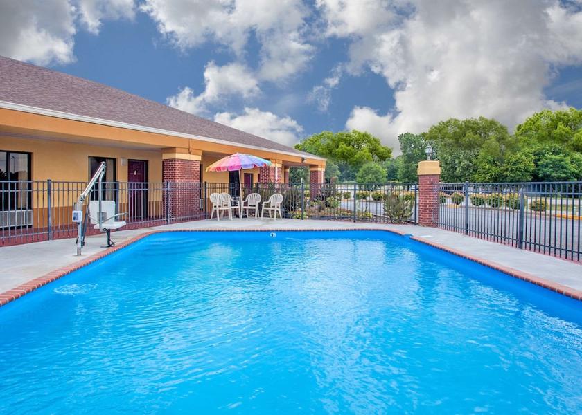 Alabama Moulton Pool