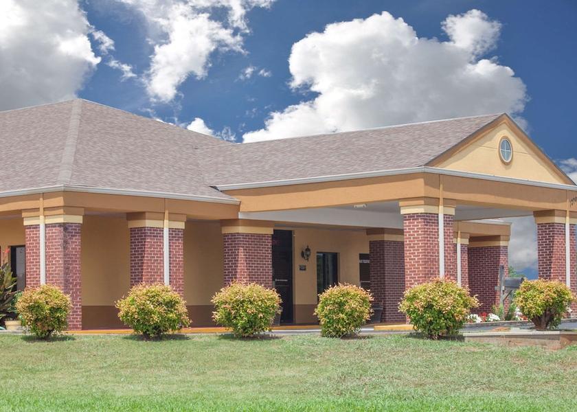 Alabama Moulton Primary image