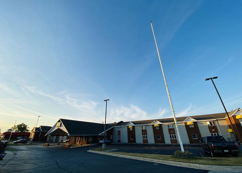 Michigan Cheboygan Facade