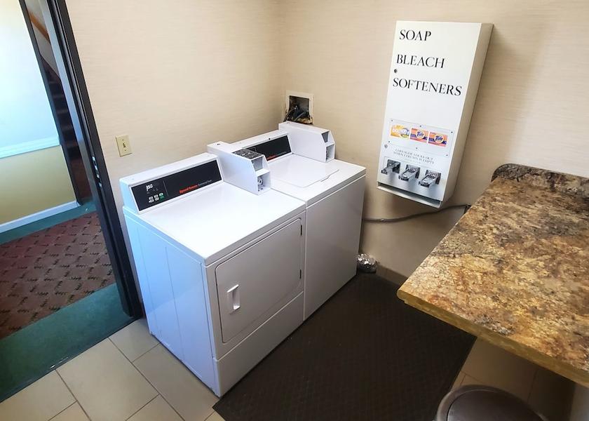 Illinois Peru Laundry Room