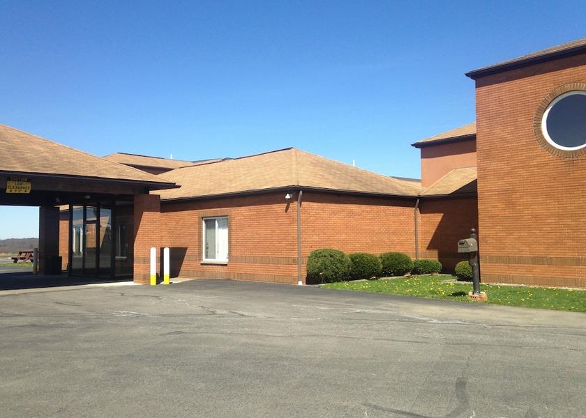 Pennsylvania Clarion Facade