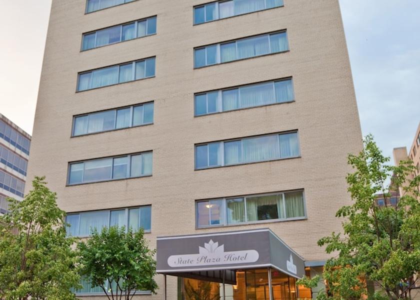 Virginia Washington Exterior Detail