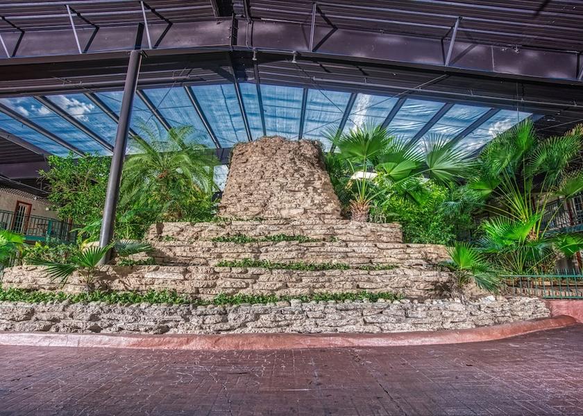 Texas Laredo Water View