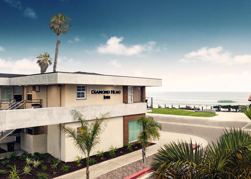 California San Diego Hotel Exterior