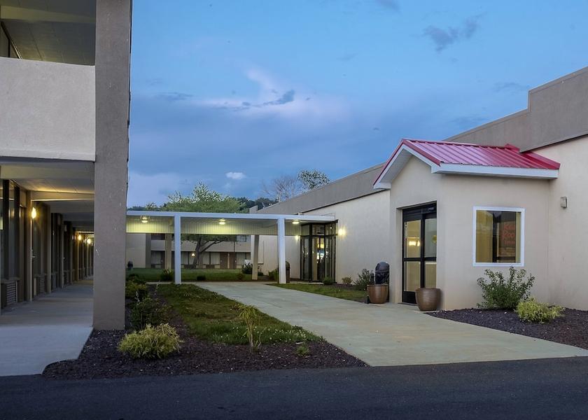 Pennsylvania Clearfield Exterior Detail