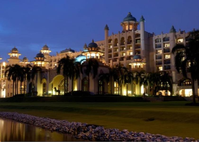 Selangor Seri Kembangan Facade