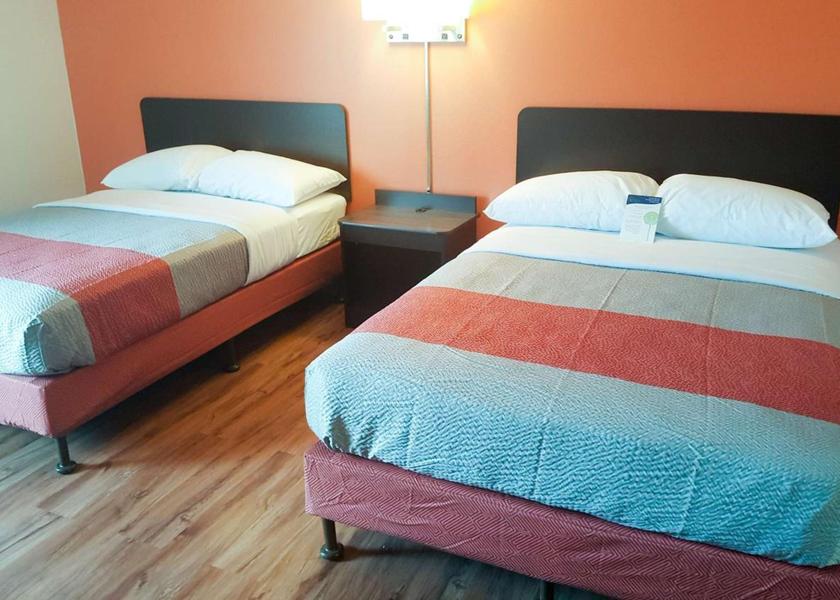 Missouri Maryland Heights Rooms