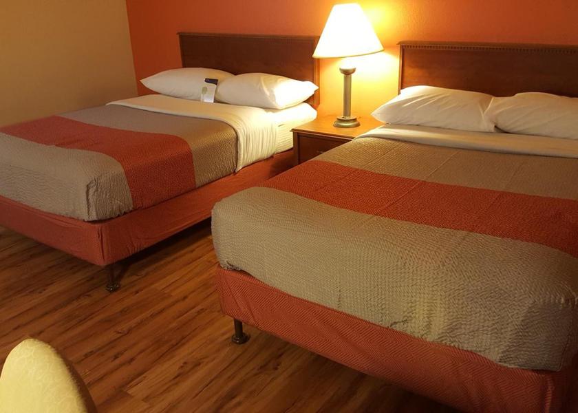 Missouri Maryland Heights Rooms