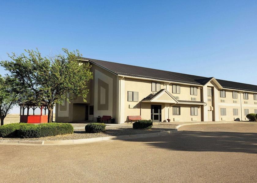 New Mexico Vaughn Exterior Detail