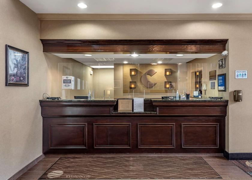 Indiana Warsaw Lobby