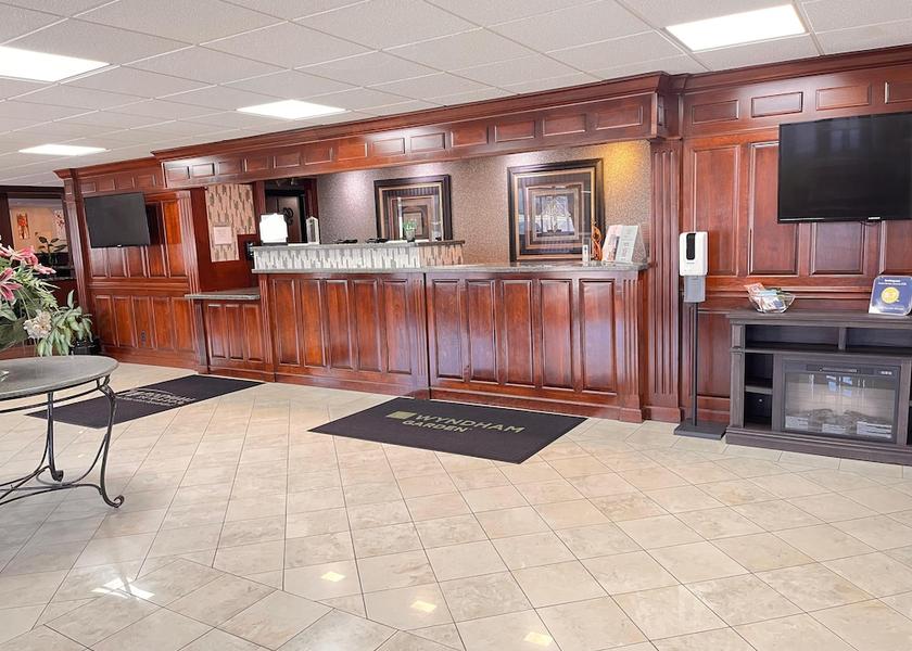 Indiana Warsaw Lobby