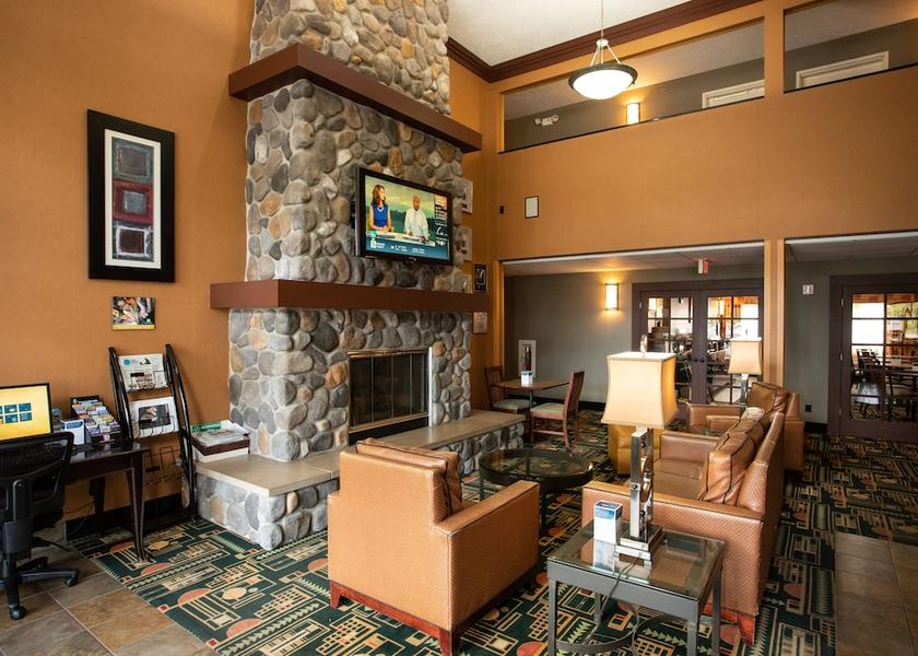Michigan Traverse City Lobby