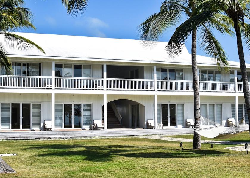 Central Eleuthera Gregory Town Exterior Detail