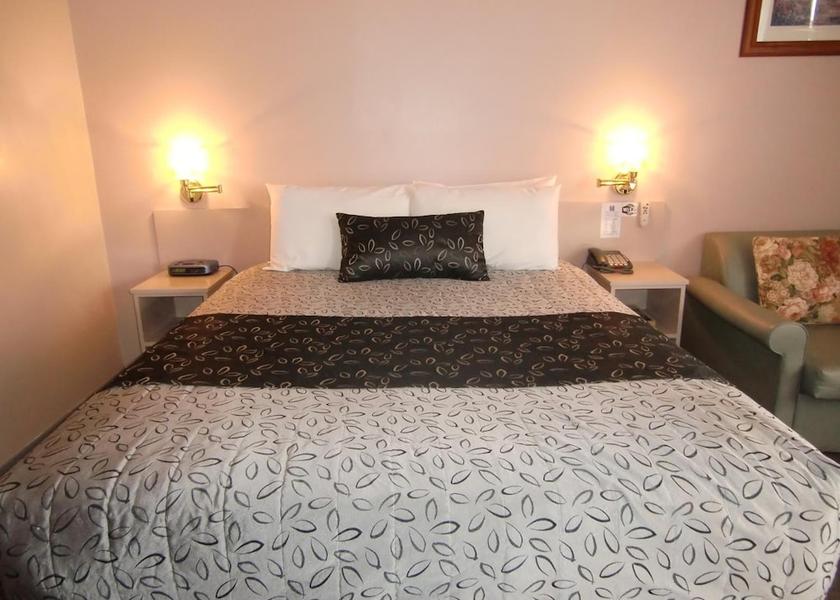 Victoria Bairnsdale Room