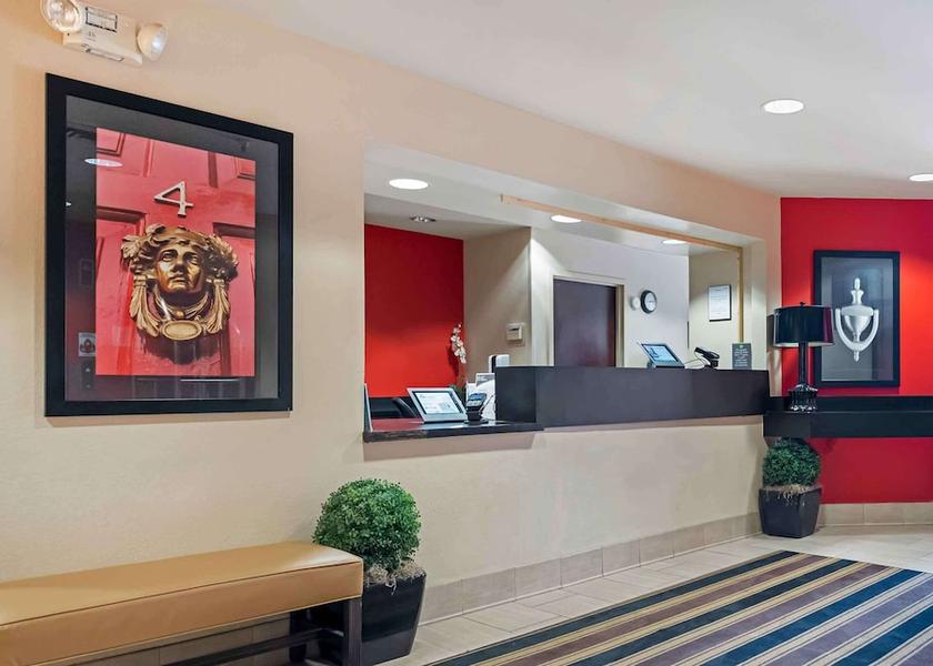 Illinois Hanover Park Lobby